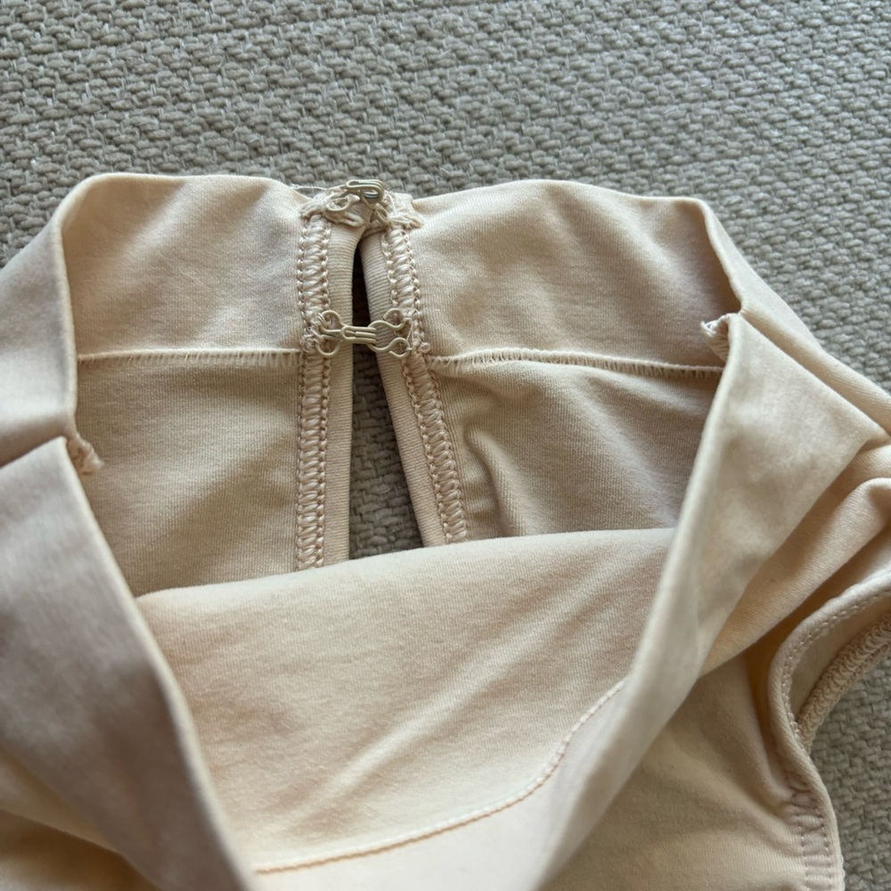 SKIMS Seamless Sculpt High Mock Neck Shapewear Bodysuit SMALL - Picture 11 of 11